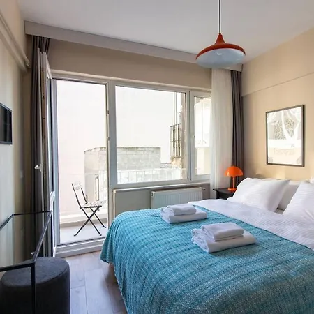 Modern & Newly Furnished 1br Flat W/ Balcony & Ac * Стамбул