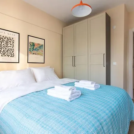 Modern & Newly Furnished 1br Flat W/ Balcony & Ac * Стамбул